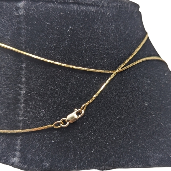10k Solid Gold Cobra Link Chain Necklace 3.69g - Picture 15 of 16